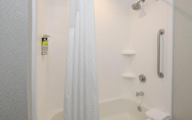 Holiday Inn Express Hotel & Suites Richwood-Cincinnati South by IHG