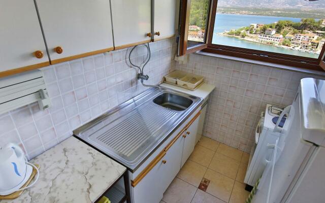 Luxurious Apartment in Novigrad with Terrace