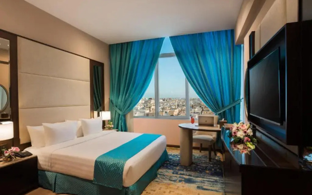 Naviti Warwick Dammam