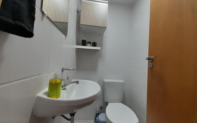 Apto em condomínio incrível Petrópolis-RJ ALL103