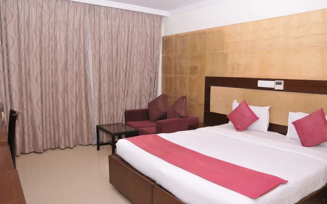 Meenal Hotel
