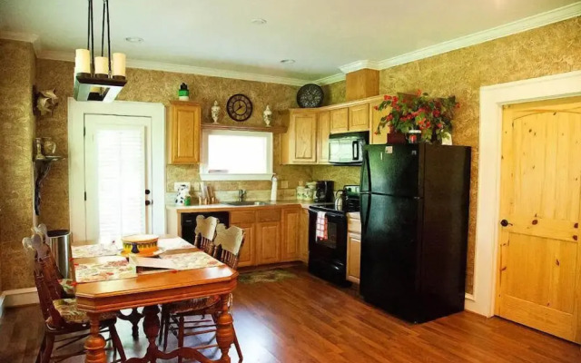 Lillian Farms Bed & Breakfast