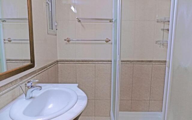 3b Seafront Retro apt - Olympic beach