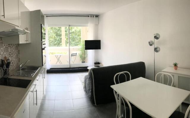 Charmant studio, centre-ville