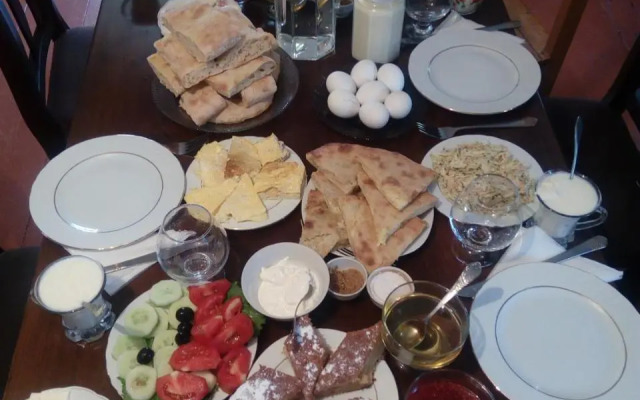 guesthouse "MEGI"