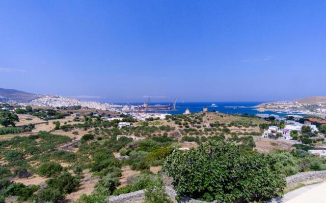 Avrofilito Syros Houses