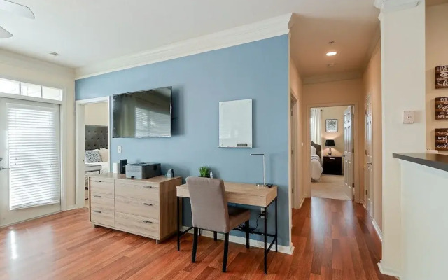 Apartment near Suntrust Park