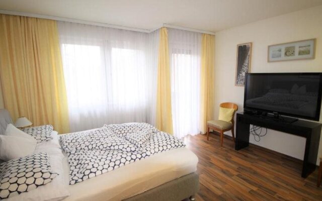 Schwarz Wienerwald Appartements