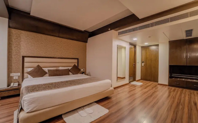 Hotel Aditya Park Regent