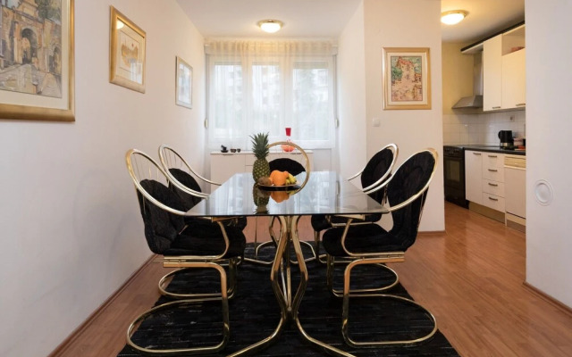 Apartment Peric