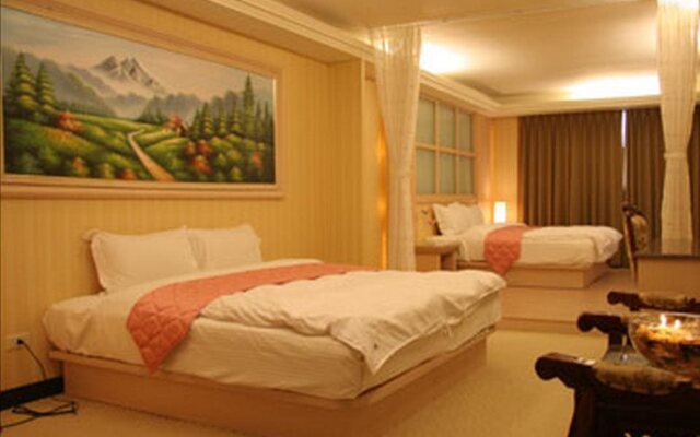 Esquire Hotel