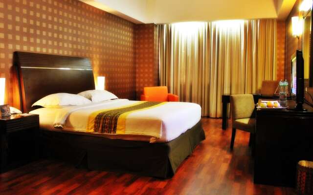 Grand Elite Hotel