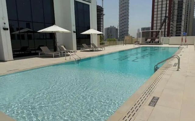 Olympic Pool 5 Mins Drive to Circle Mal