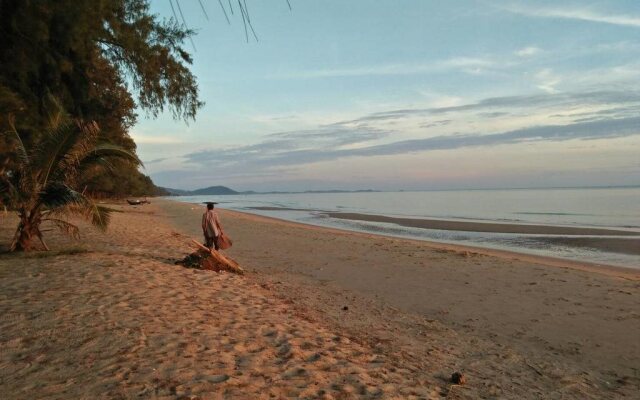 Rayong Seaview Apartment