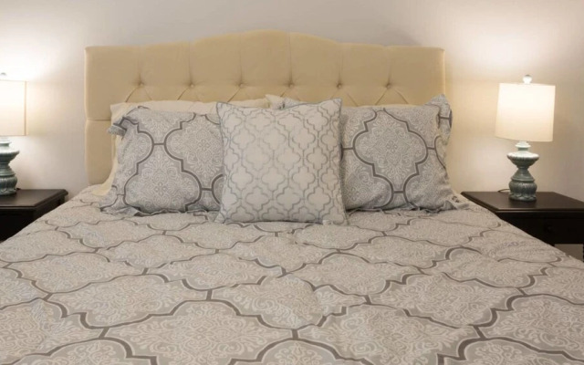 4 Bedroom, East Broughton Street