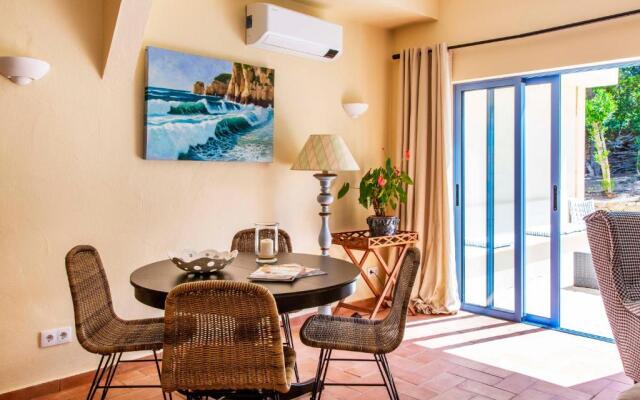 Quinta Azul - Gorgeous Apartment with Pool & Private Terrace