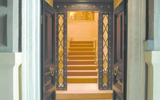 Colosseo Studio Suites