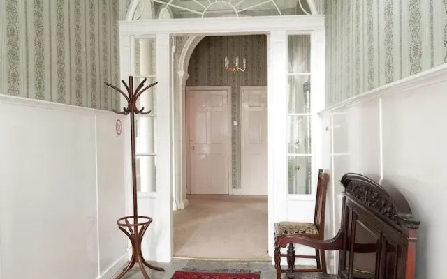 363 Union Street Apartment