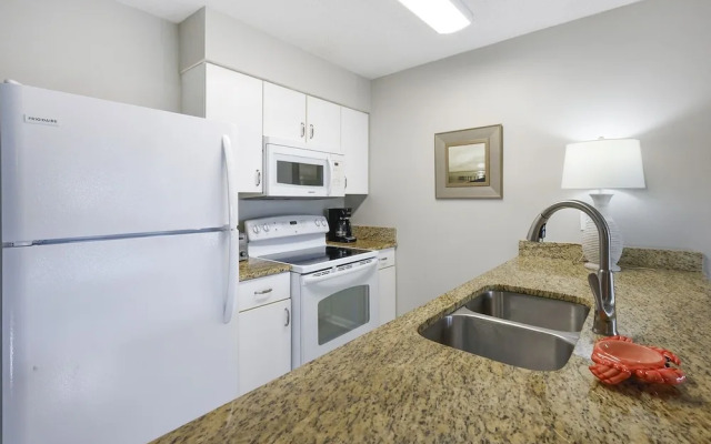 Tradewinds 806 2 Bedroom Condo