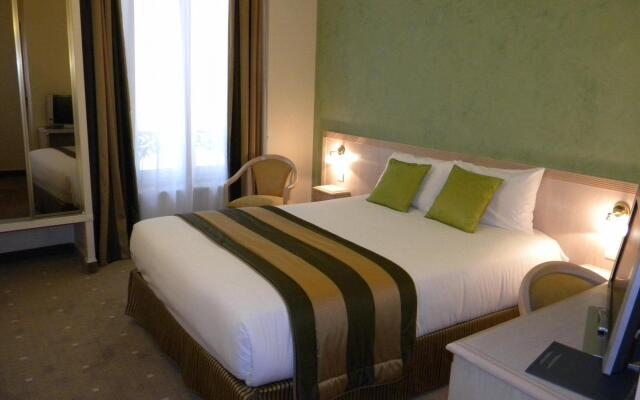 Hotel Champerret Elysees