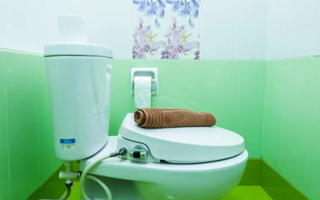 Affordable 2BR Mitra Sunter Apartment near MOI