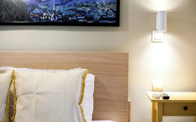 Starry Nights - Elegent Studio in Athens