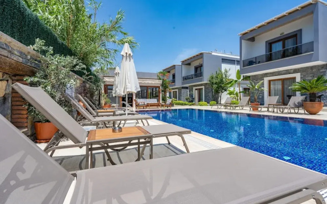 Maye Residence