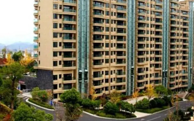 Bedom Apartment