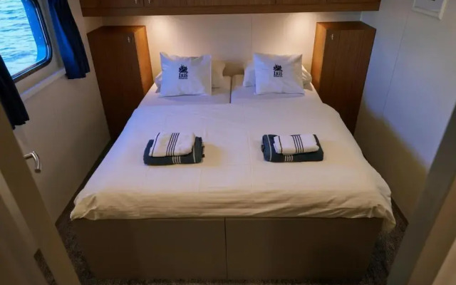 Hotelboat Iris