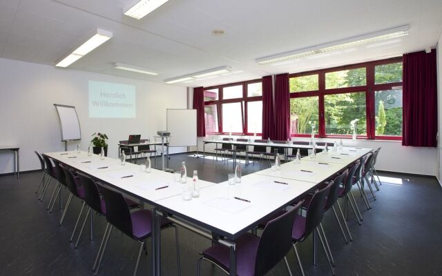 AZK Arbeitnehmer Zentrum Königswinter, Stiftung CSP e.V.