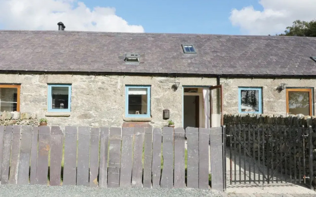 10 Llwyn Onn, Llanfairpwllgwyngyll