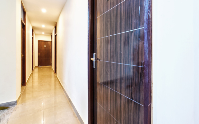 OYO 11689 Kelvish Hotel