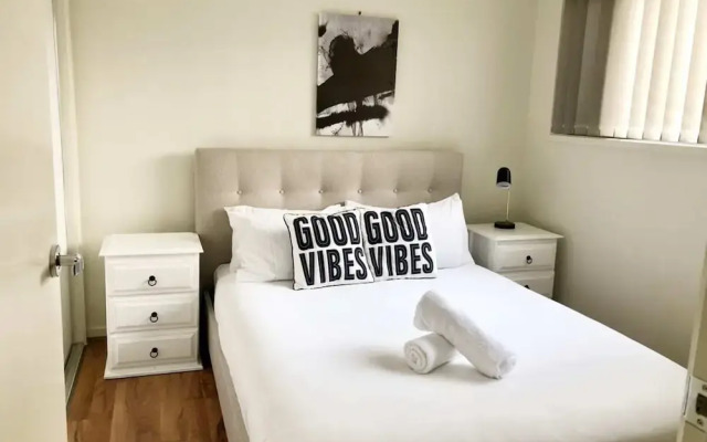 Apartment Stay Close to Surfers Paradise