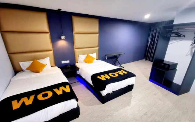 Capital O 91202 Wow Hotel