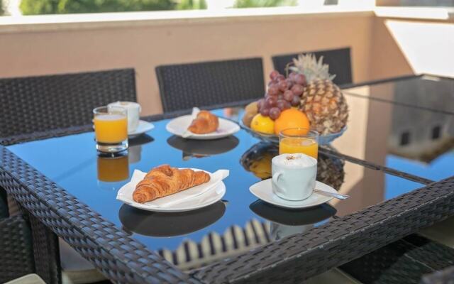 Charming 6-bed Villa in Vižinada