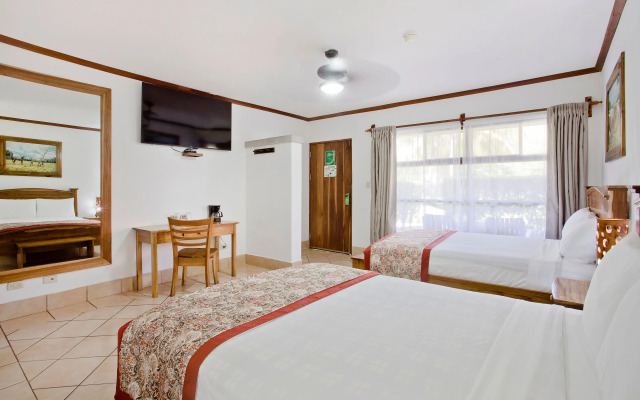 Hotel Hacienda Guachipelin