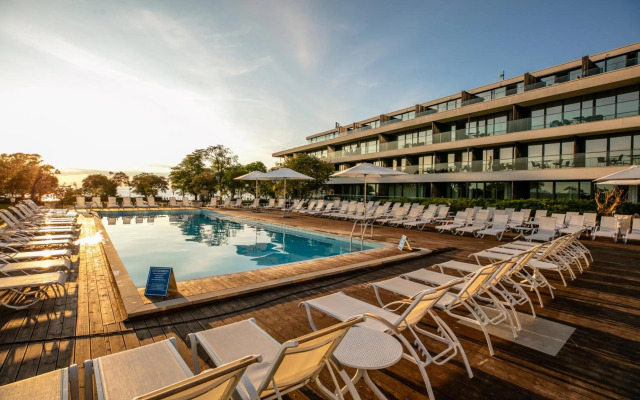 NOVI Resort