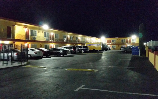 Econo Lodge