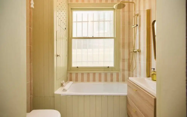 The London Hideaway Stylish 1-bed Flat Near Hampstead Heath