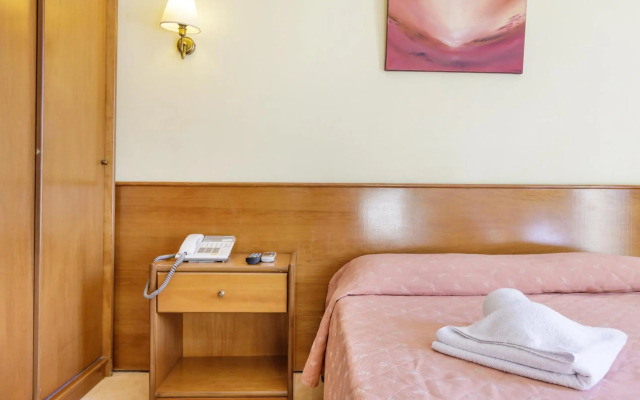 CiTYZen Hotel Loutraki