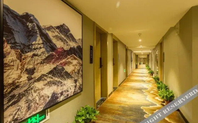 Shanshui Trends Hotel (Xi'an Huimin Street Bell Tower Subway Station)