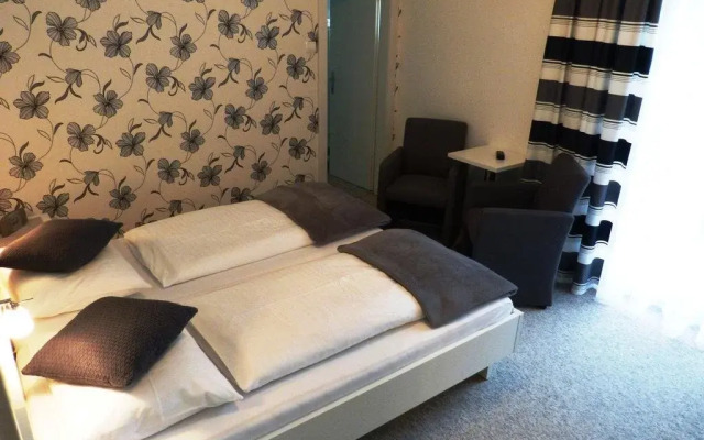 Rooms 73