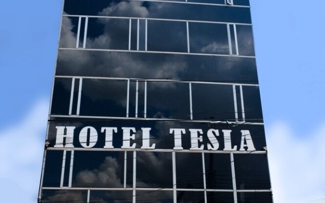 Hotel Tesla