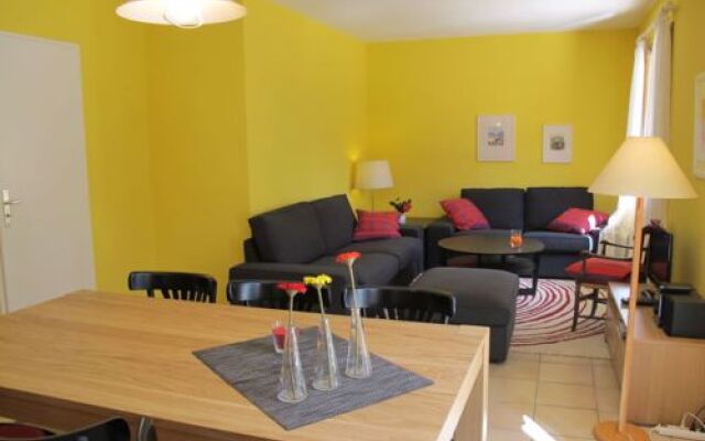 LOriÂ©e du Bois (HUT100)