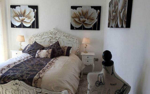 SA1 Penthouse Apartments