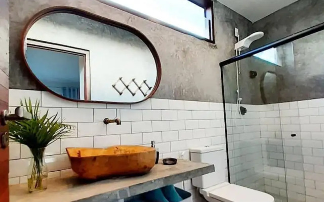 Charmosa Casa a 50m da Praia do Marceneiro