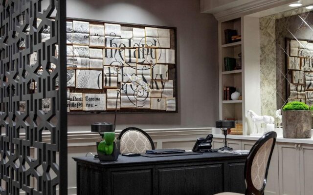 The Foundry Hotel Asheville, Curio Collection by Hilton