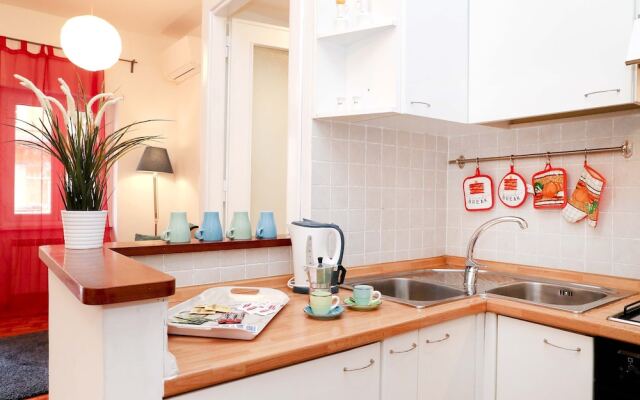 Comfortable Apartment with Terrace