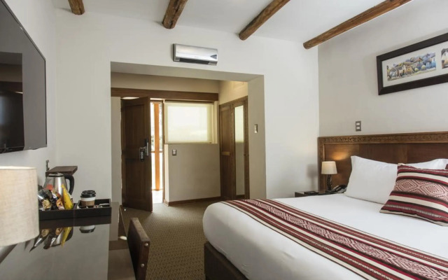 Del Pilar Ollantaytambo