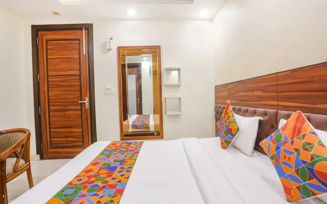 Fabhotel Gold Inn